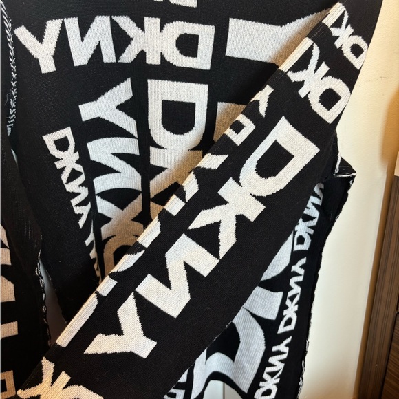 DKNY Black and White Logo Sweater - Picture 3 of 7